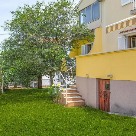 Apartmán Daria-4 By Interhome *